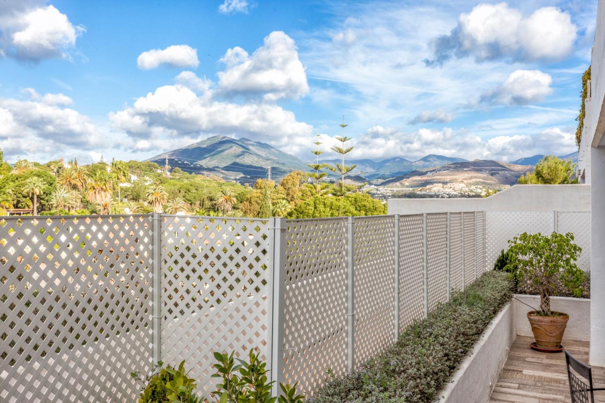 Jardines De Andalucia Apartamento Marbella Exterior foto